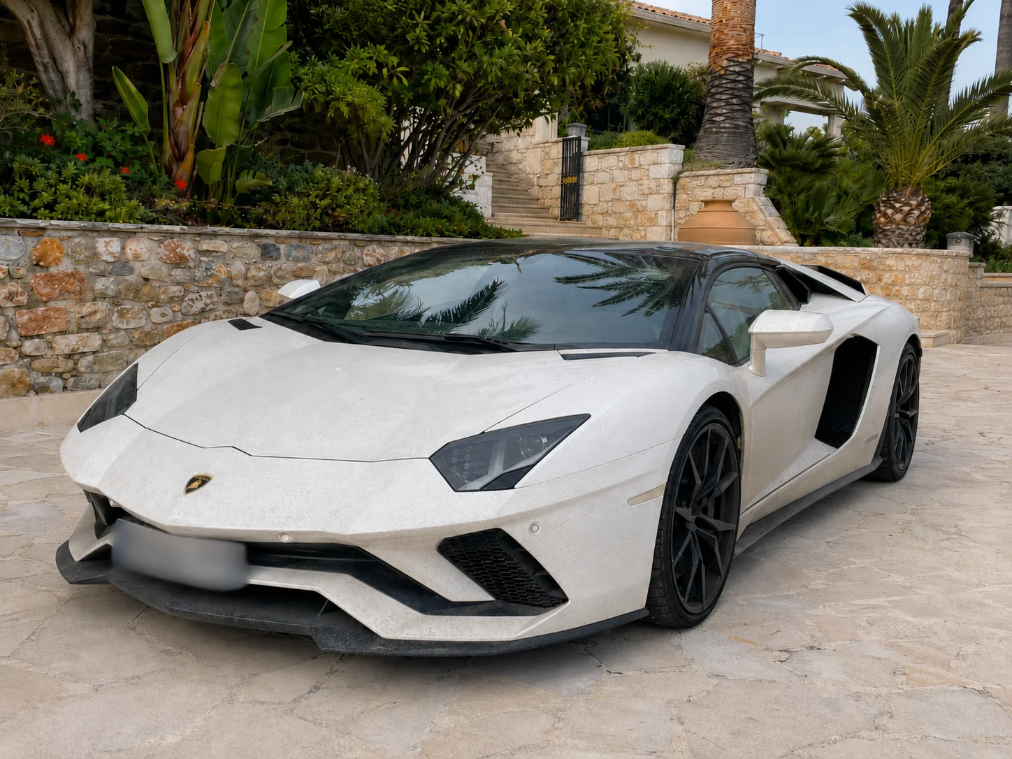 Lamborghini Aventador blanche - Albert Express